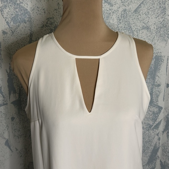 White House Black Market White Asymmetrical Dress size 0 - Picture 5 of 8